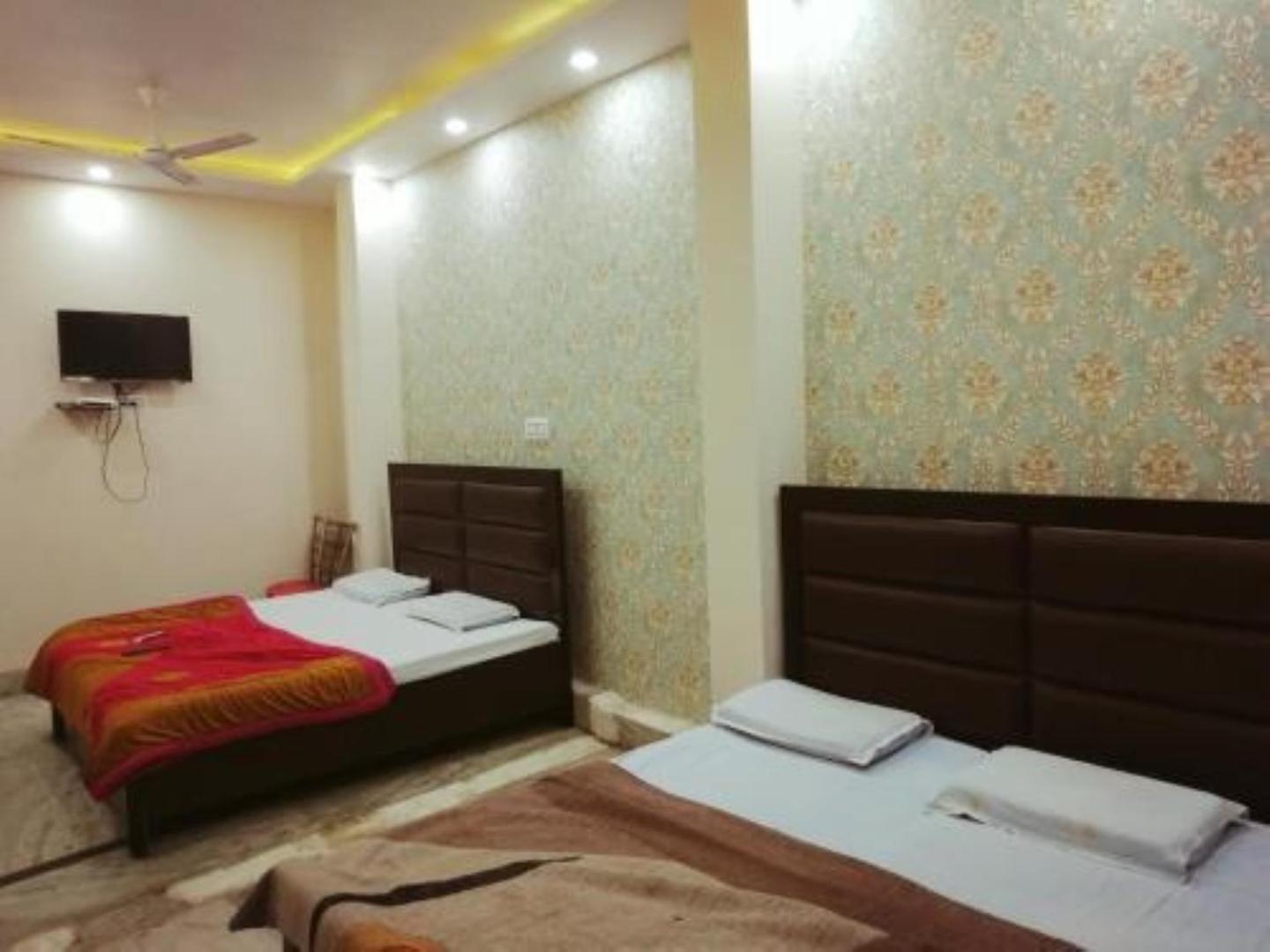 Abhiraj Guest House Матхура Екстер'єр фото